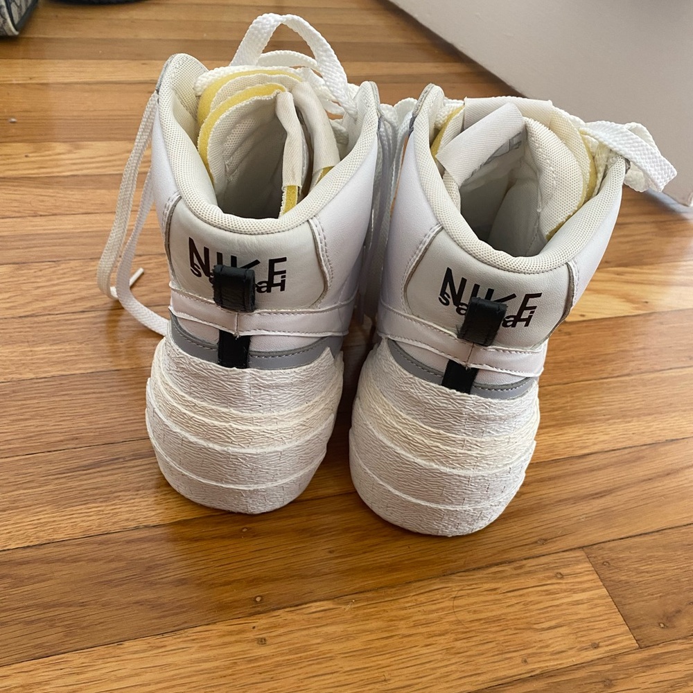 Mens 11.5 never been worn Nike Sacai limited edition sneakers
